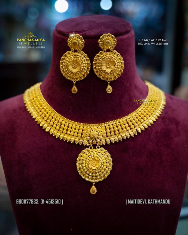 Om #subhakamana #jewellery #Butwal #12 #tamnagar #24k #gold #earrings... |  TikTok